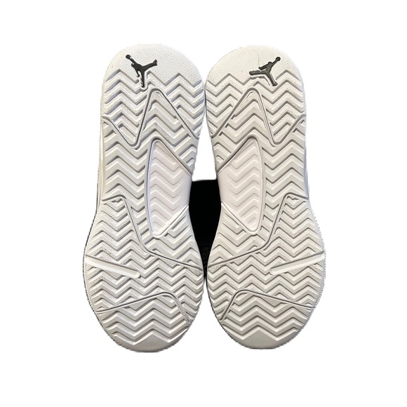 Jordan Air NFH ‘Bred’ Black Red White Shoes Men’s Size 8 CZ3984-006 New RARE - Picture 6 of 11